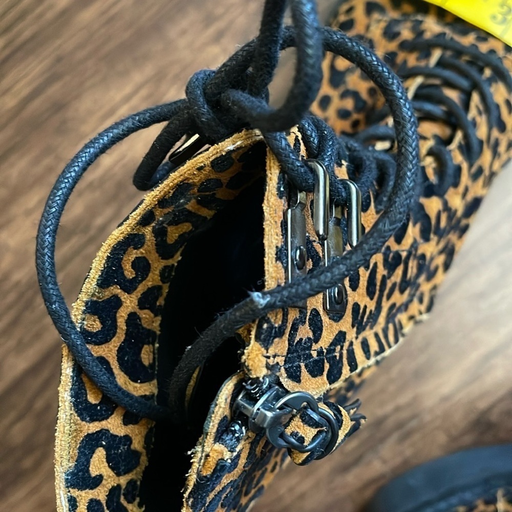 DIANE VON FURSTENBERG In Charge Leopard chunky suede Boots 9.5 - Picture 13 of 16